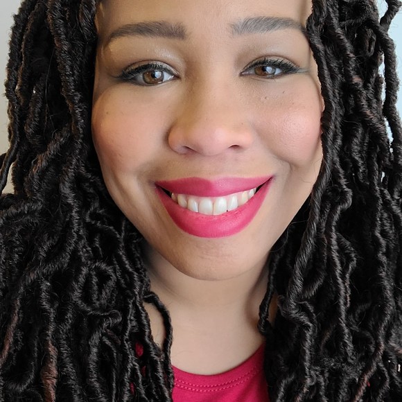 Meet your Posher, Posh - Picture 1 of 1